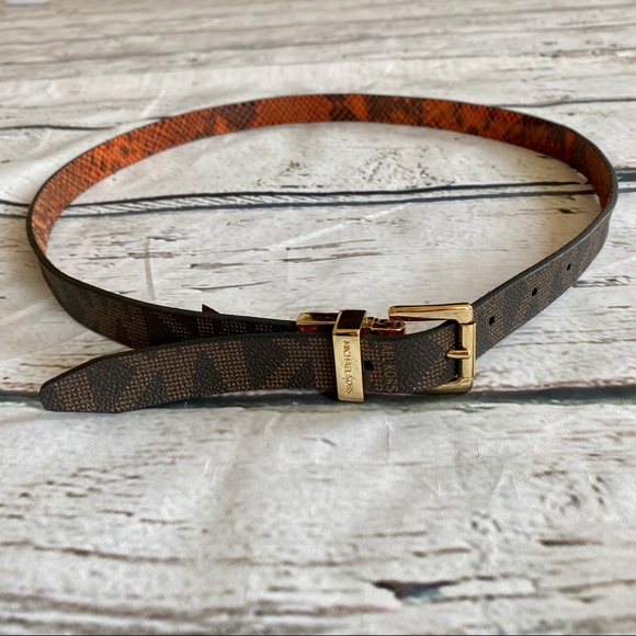 Michael Kors Fashion Reversible Belt